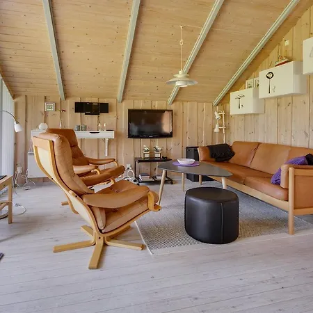 Casa vacanze Three-bedroom Holiday In *